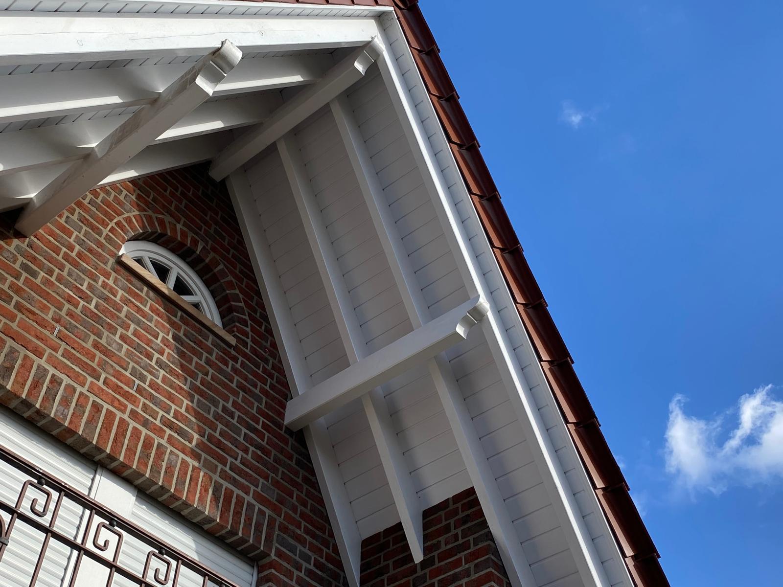 Reinigung von Dach&uuml;berst&auml;nden in der Region Dohren.